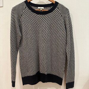 BNWT Joie Houndstooth Sweater
